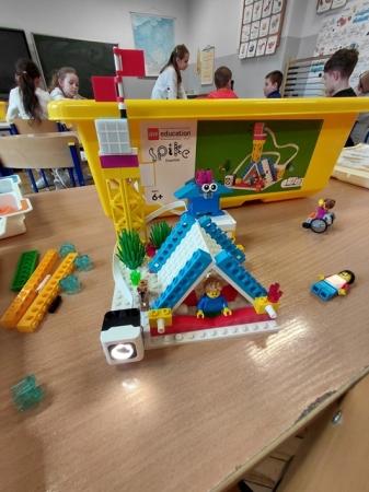 3c - Dzisiaj konstruowaliśmy z Lego Education Spike!